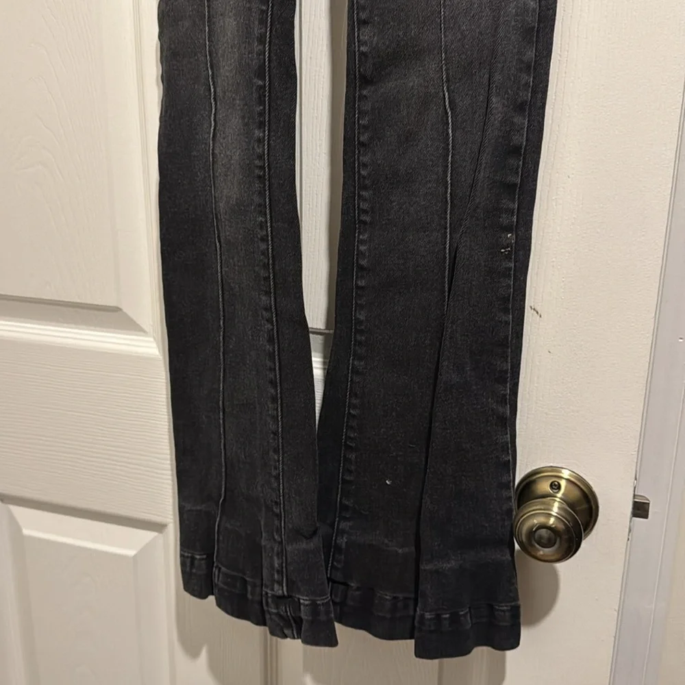 REVICE Black Flare Wide Leg Jeans High-Waisted - Picture 3 of 4